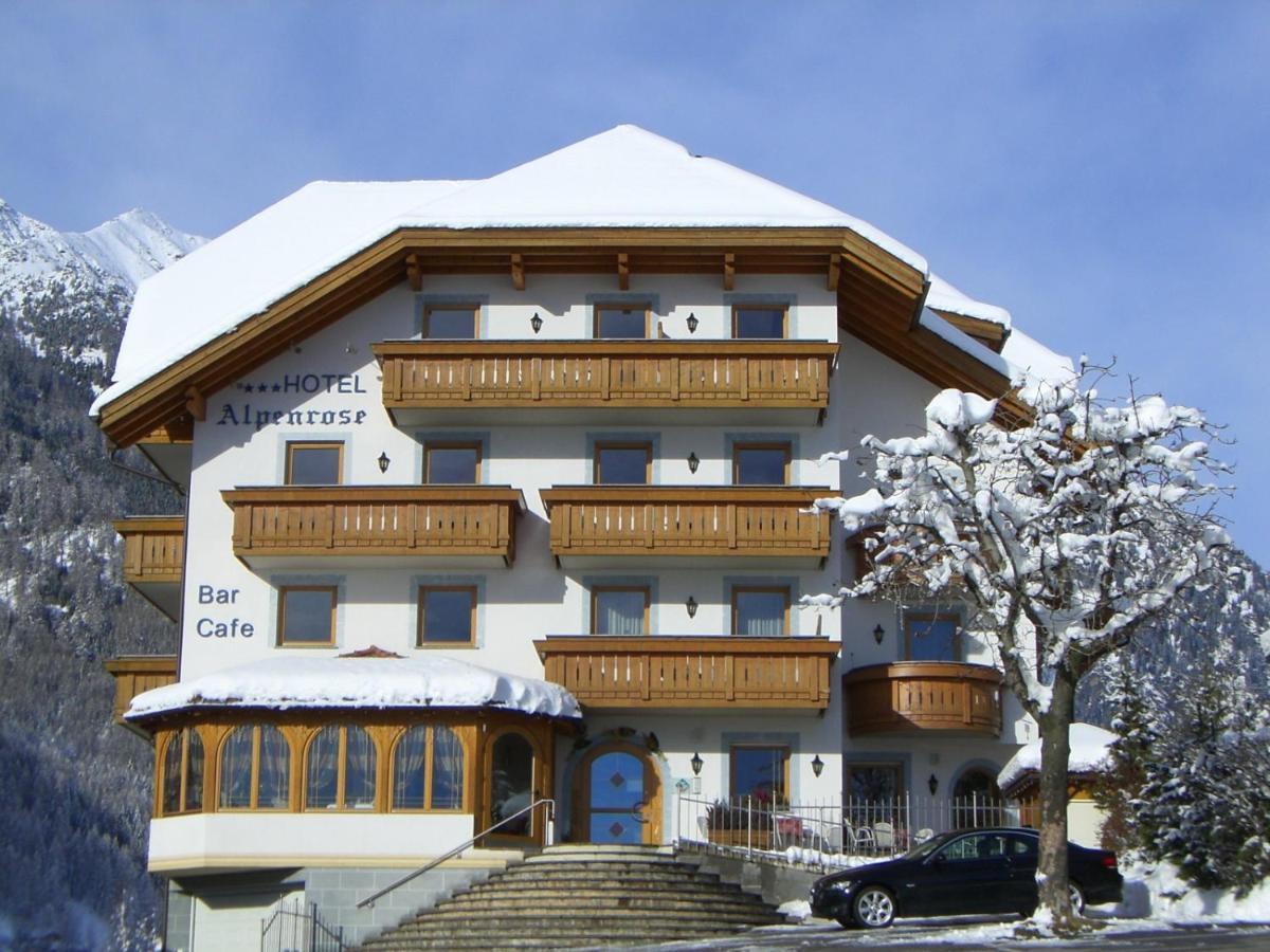 B&B Hotel Alpenrose Rooms & Apartments فاليس المظهر الخارجي الصورة