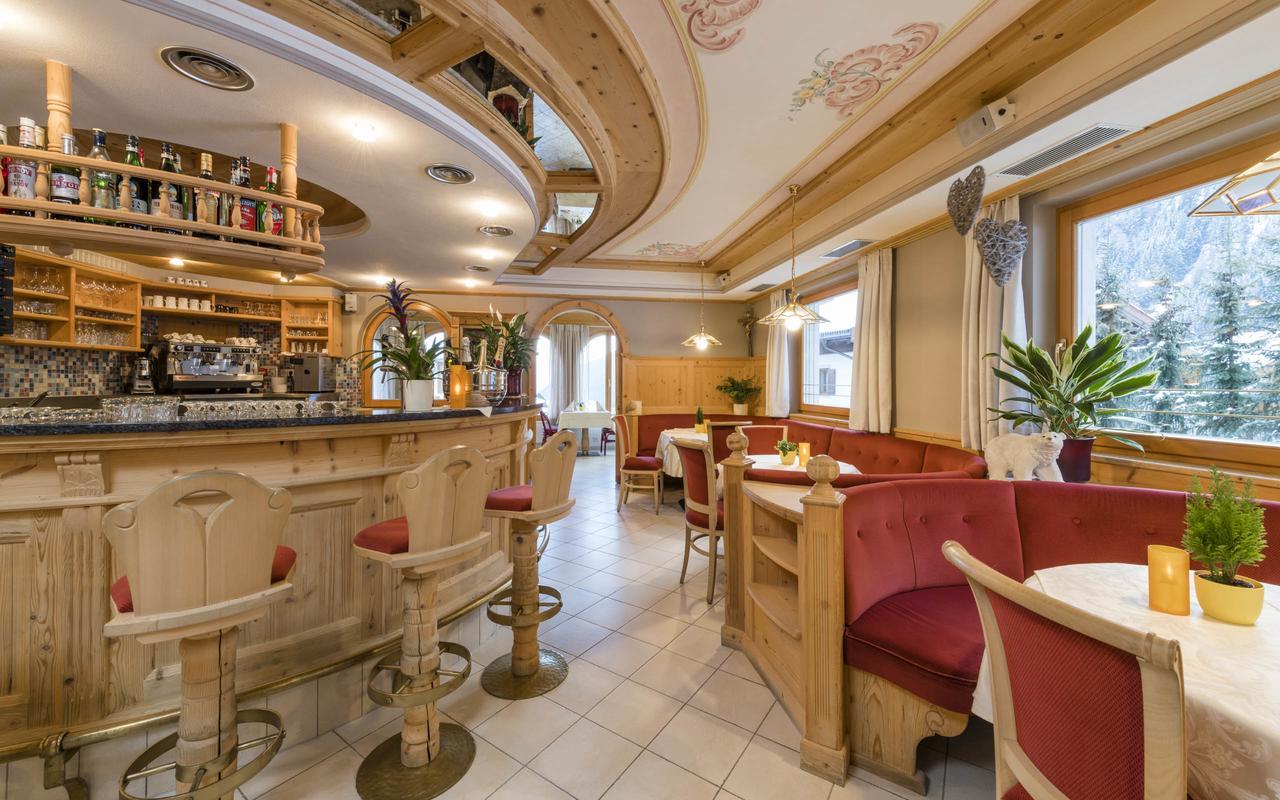 B&B Hotel Alpenrose Rooms & Apartments فاليس المظهر الخارجي الصورة