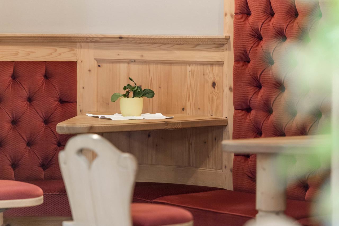 B&B Hotel Alpenrose Rooms & Apartments فاليس المظهر الخارجي الصورة